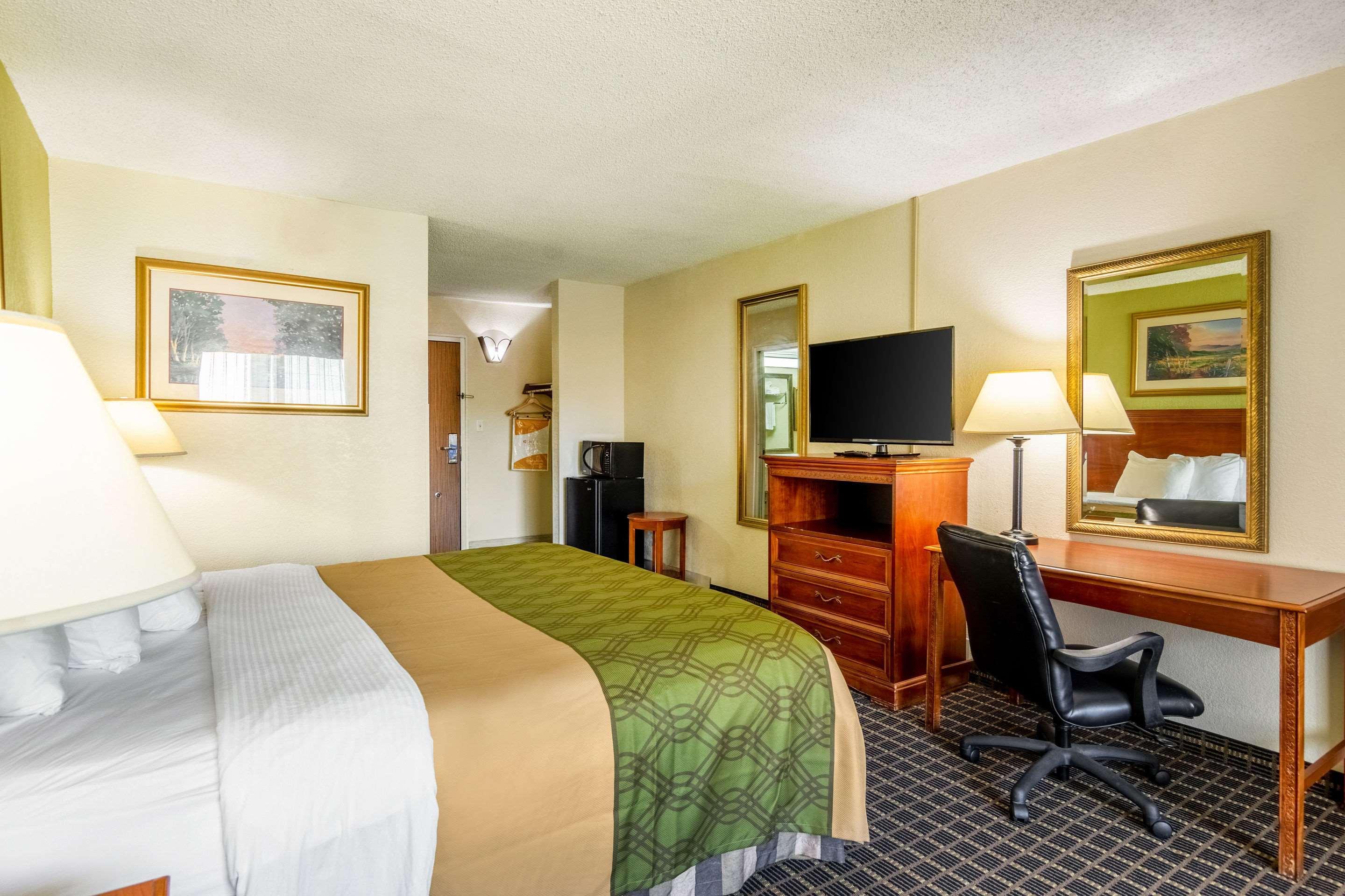 Rodeway Inn Central Richmond Buitenkant foto