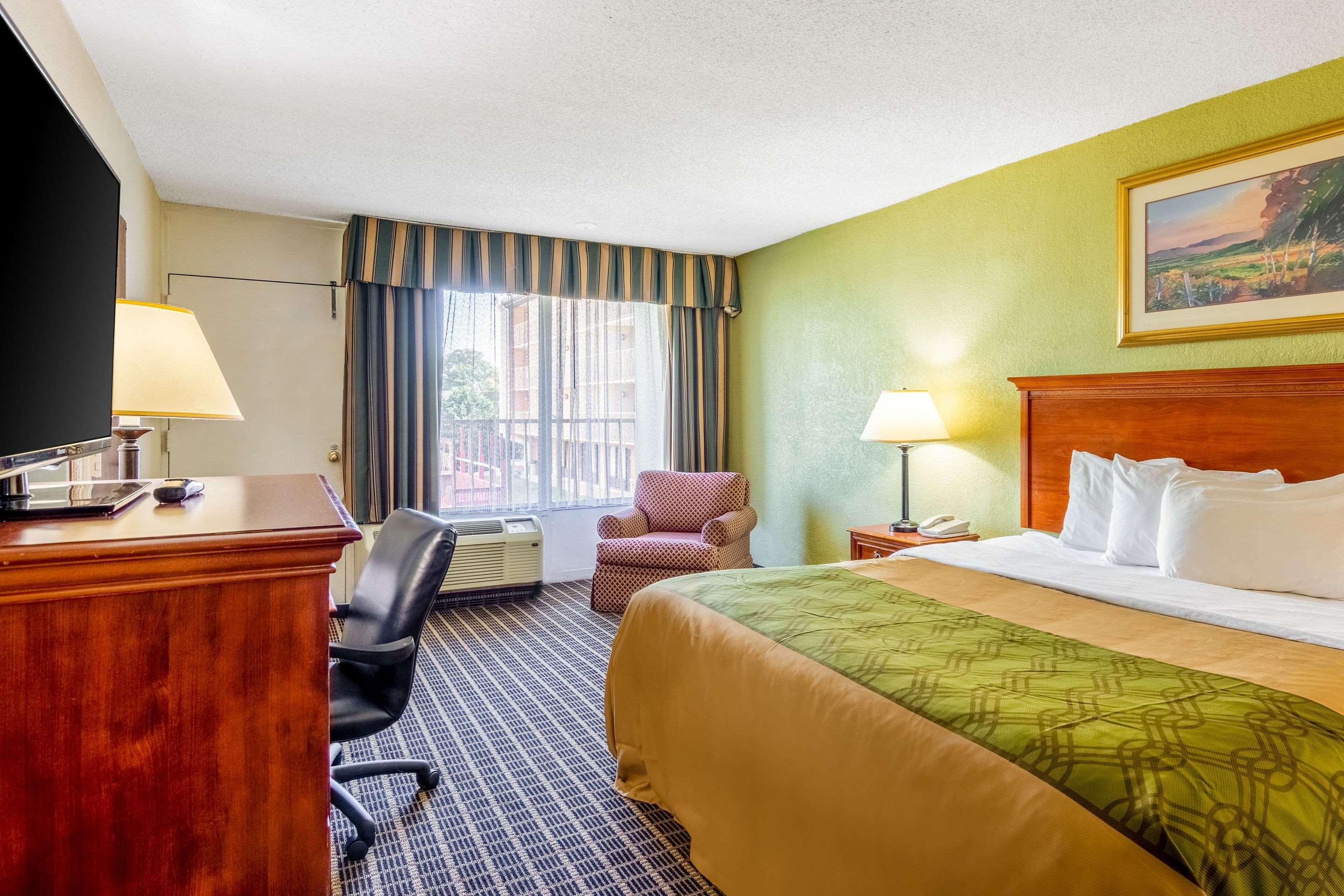 Rodeway Inn Central Richmond Buitenkant foto