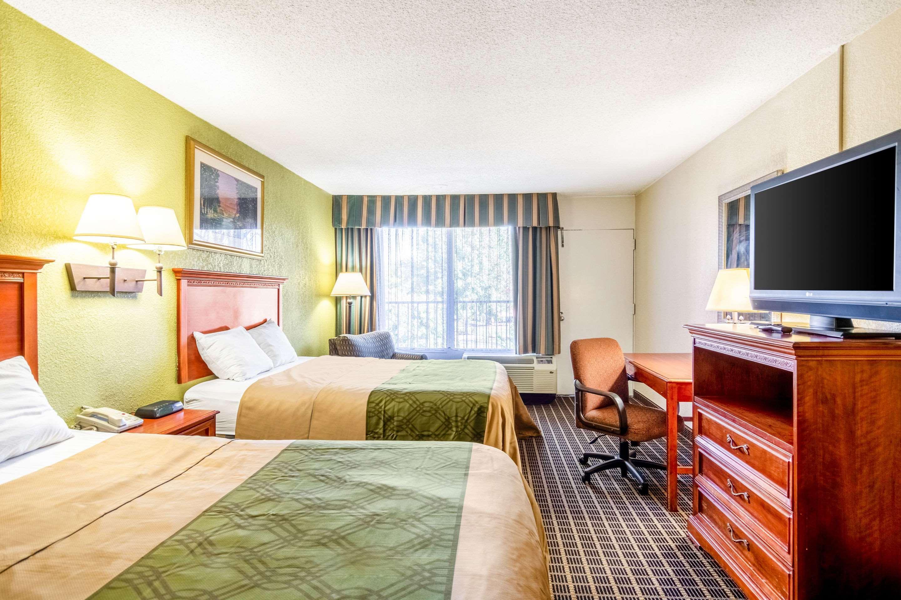 Rodeway Inn Central Richmond Buitenkant foto